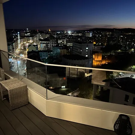 Modern Vero Portova * Γκντίνια